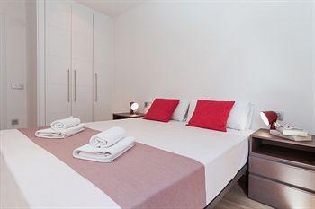 Apartament Ramblas Boqueria Market Barcelona